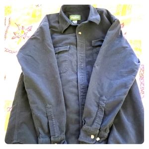Black Eddie bauer button down outdoors shirt S